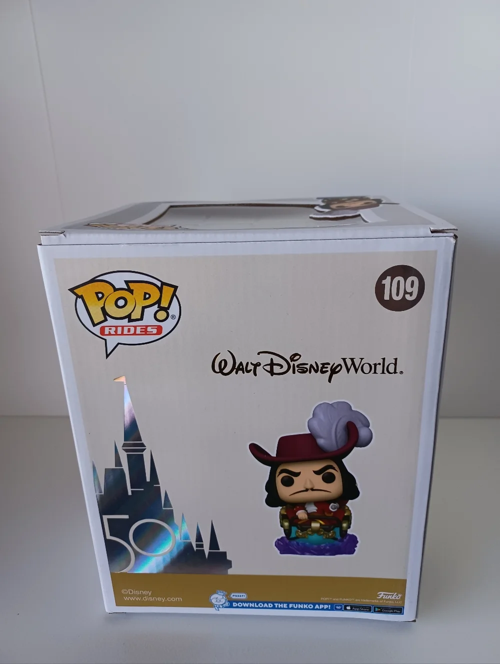 Disney World 50 Captain Hook‎ At The Peter Pan's Flight Attraction 109 Funko Pop
